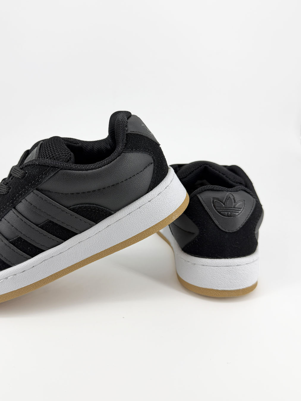 Adidas Siyah Beyaz Çocuk Spor Ayakkabı 4 Adidas Siyah Beyaz Çocuk Spor Ayakkabı - Görsel 4