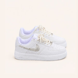 Anasayfa 15 Nike Air Force 1 Custom – Kristal Taş Detaylı & Kalın Halat Bağcıklı Tasarım
