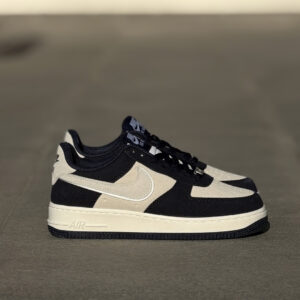 Nike Air Force 1 Low Midnight Navy / Sanddrift Süet Unisex Sneaker