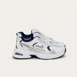 Nike Initiator – Lacivert & Gümüş Detaylı Retro Sneaker