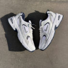Nike Initiator – Lacivert & Gümüş Detaylı Retro Sneaker 3 3 52