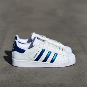 Anasayfa 55 Adidas Originals Superstar Beyaz / Metalik Mavi Sneaker – Parlak Mavi Çizgili Klasik Deri Spor Ayakkabı